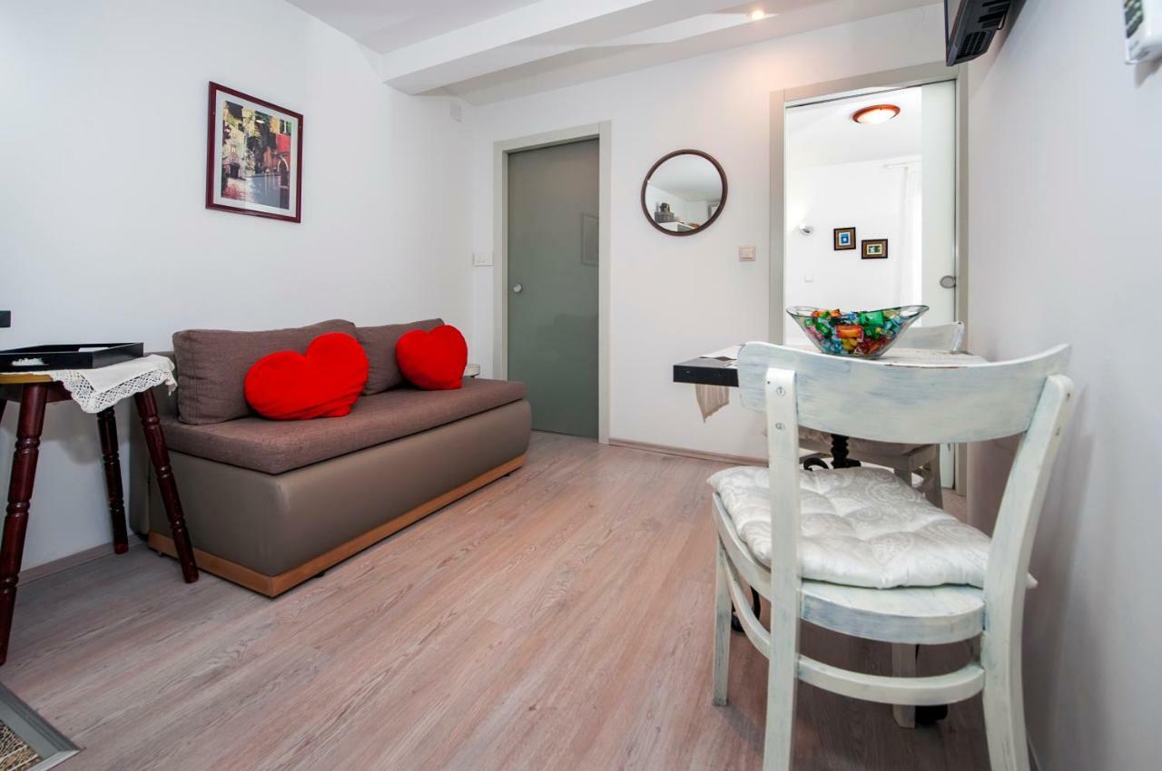 Apartman Delfin Rovinj Buitenkant foto